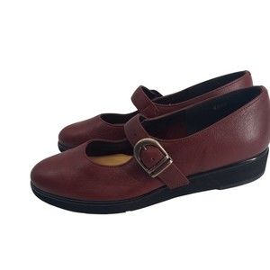 California Magdesian Shoes 6.5